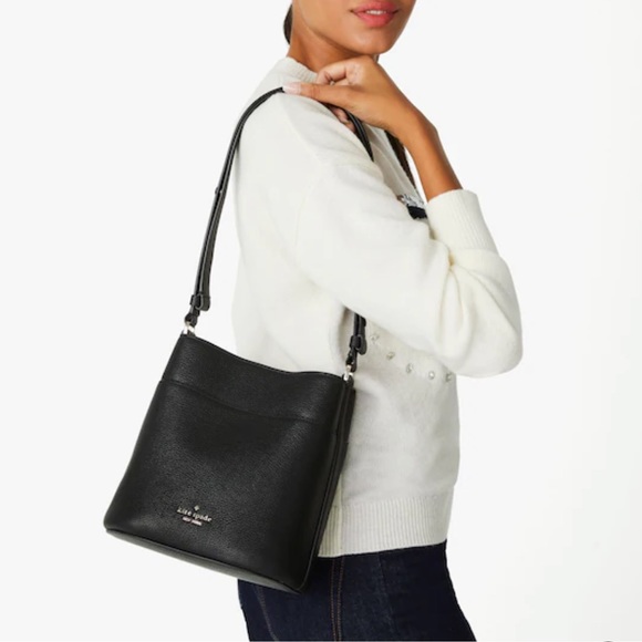 Kate Spade Leila Small Bucket Bag
COLOR:
Black 
NWT - Picture 7 of 16